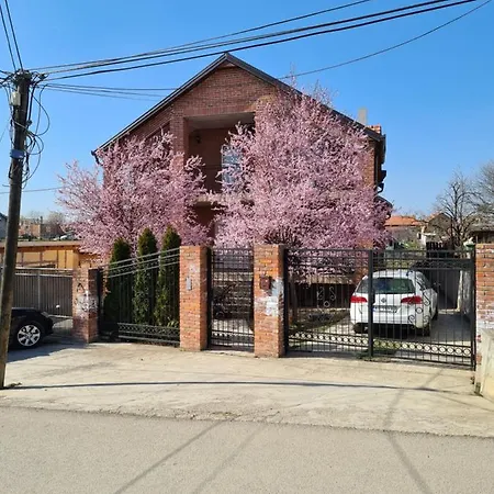 Apartment Ken Surčin Esterno foto