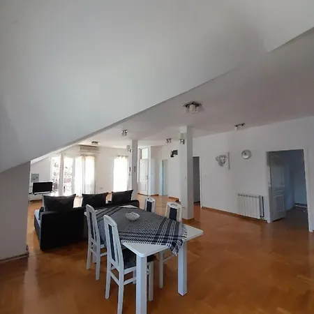 Apartment Ken Surčin Esterno foto